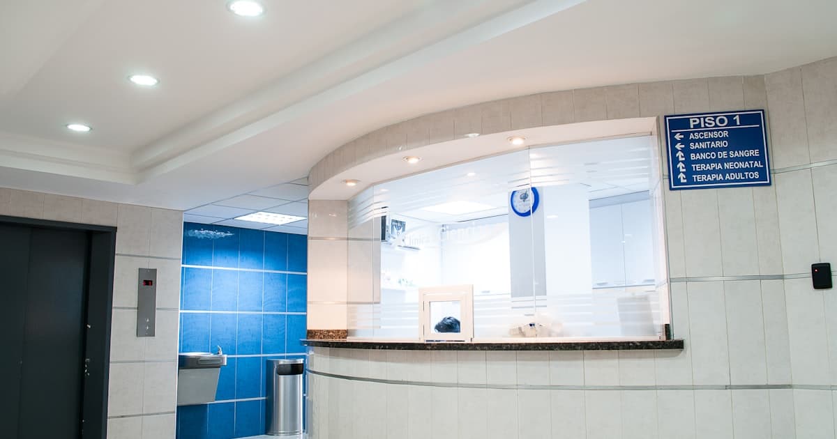 BMS for Healthcare Buildings: Controls for Hospitals, Clinics and Care Homes