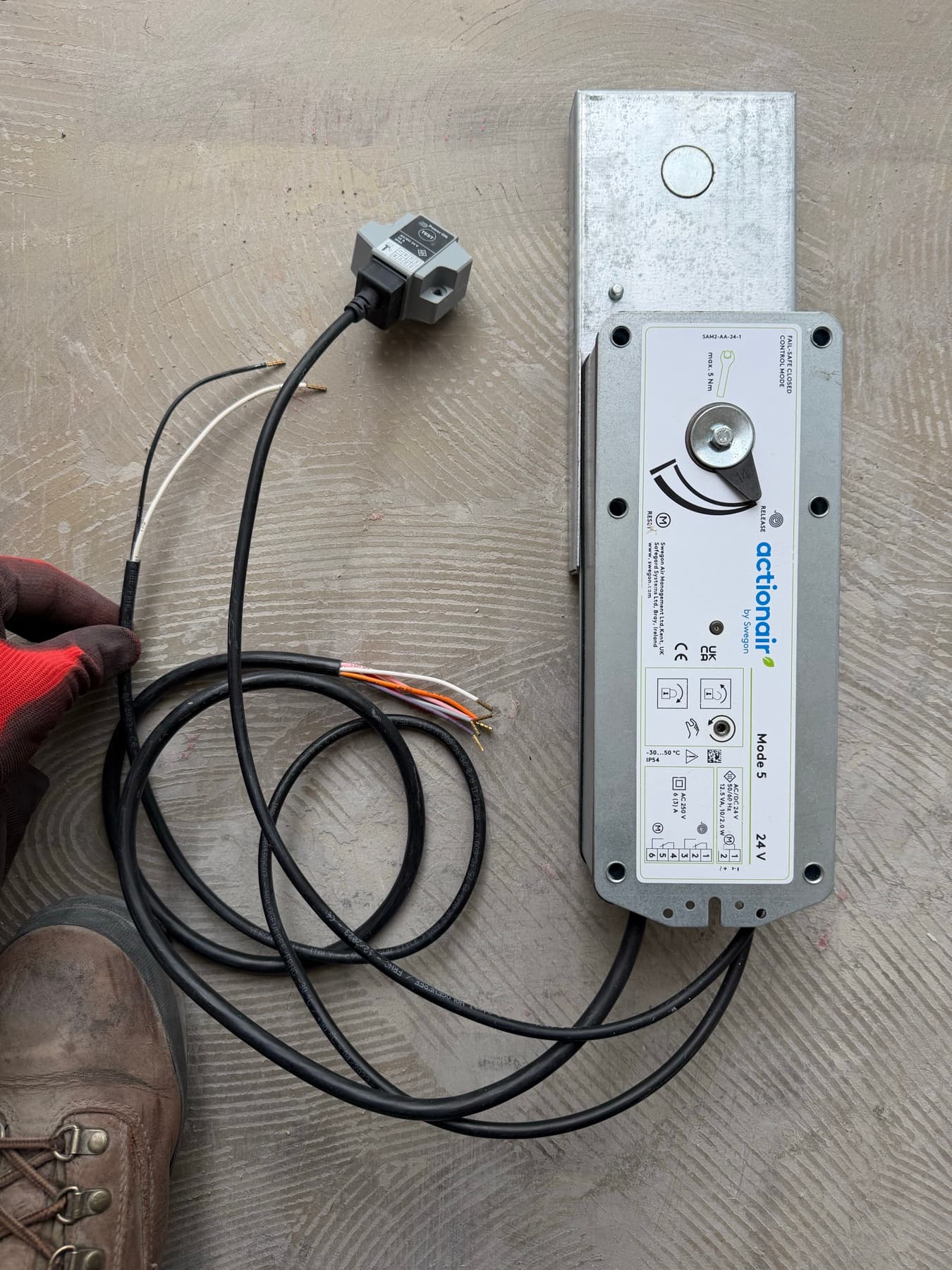 Actionair 24V motorised smoke and fire damper actuator wired at 155 Tooley Street