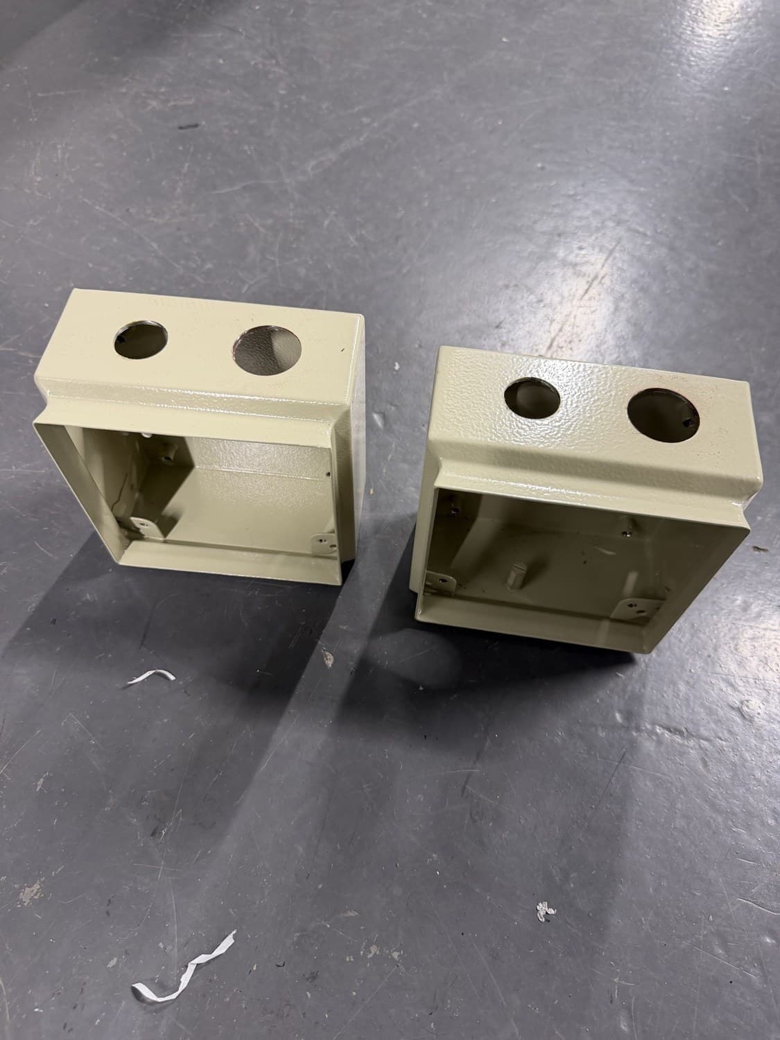 Individual fan connection housings on the cooling-tower deck