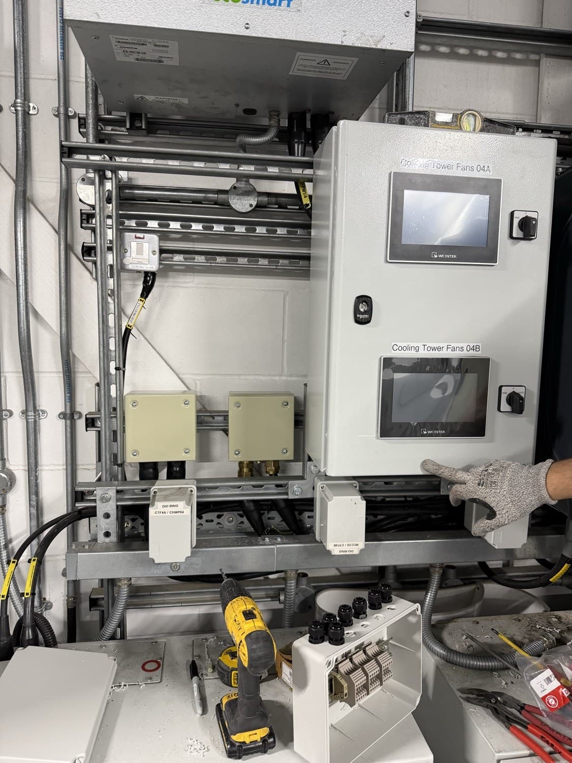 New BMS control panel with touchscreen supervisor for the cooling-tower plant