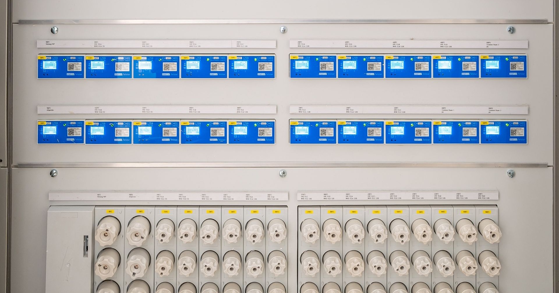 Electrical sub-metering panel providing the in-use energy data required for UK Net Zero Carbon Buildings Standard verification