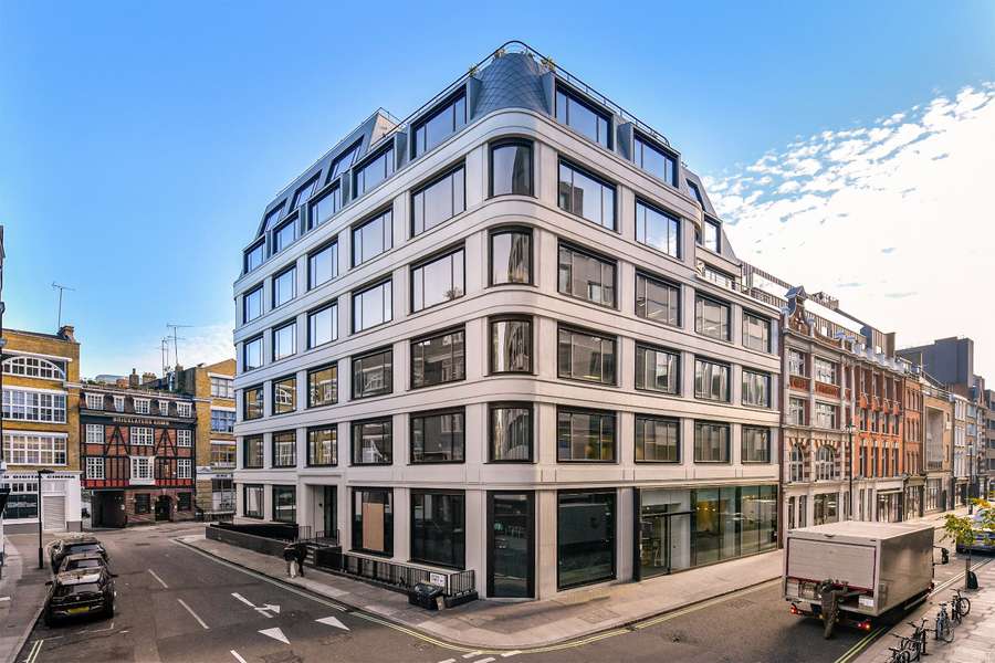 15 Rathbone Place – Fitzrovia